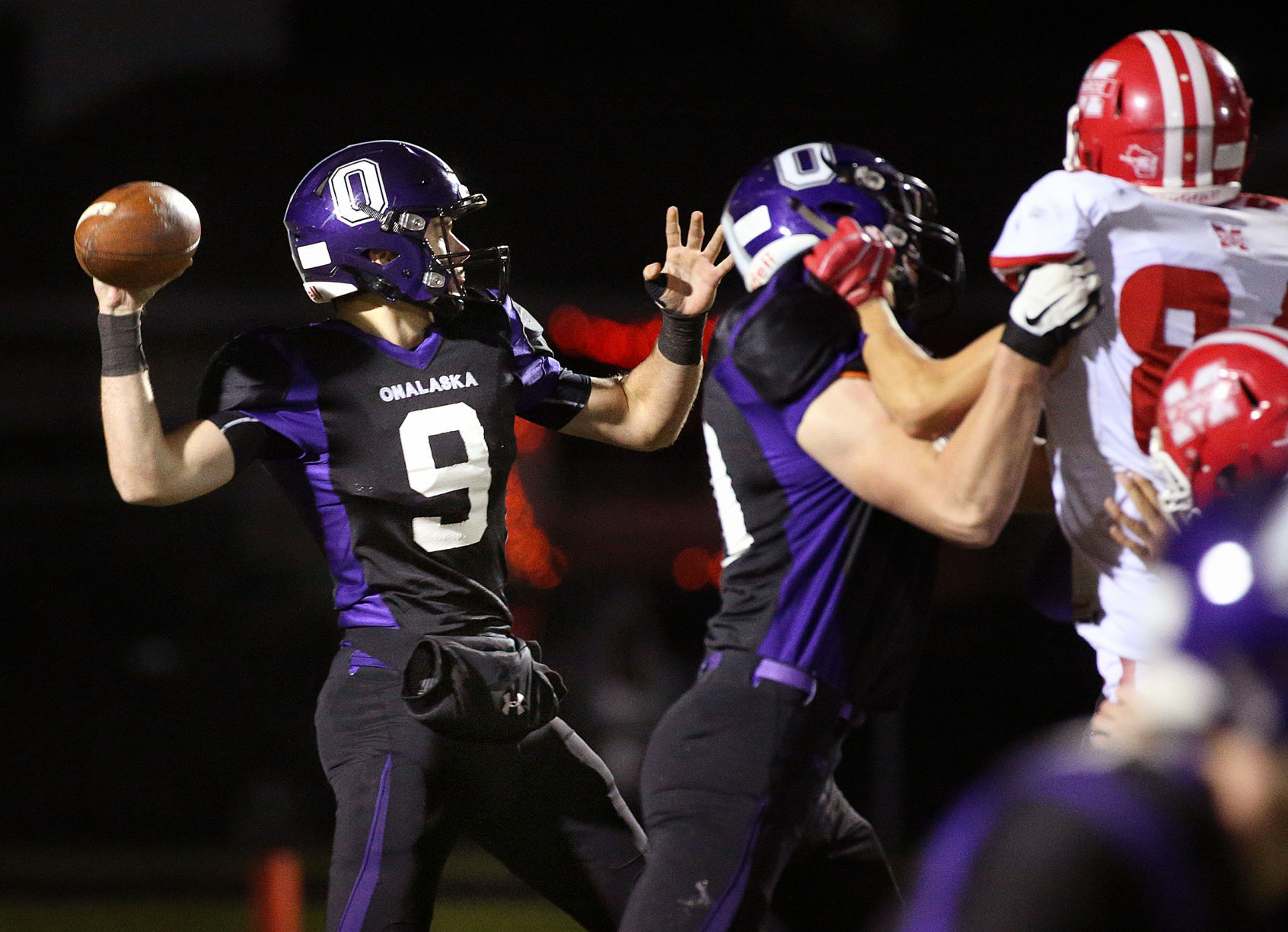 October 25: Monroe vs. Onalaska